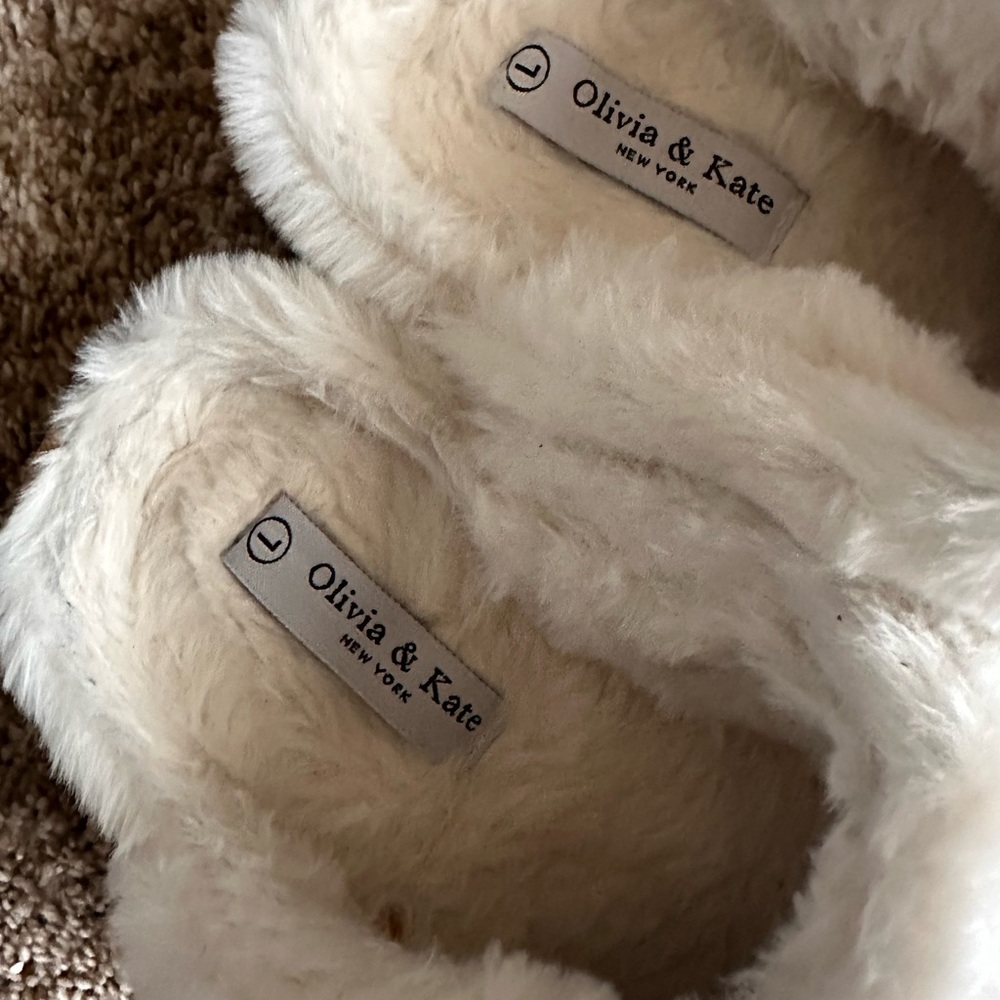 Tan Faux-Suede Slipper Clog with Cream Faux-Fur - Picture 3 of 3